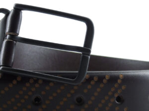 Cintura in cuoio con incisione "Bubble" | Vendita cintura nera in cuoio | Cintura in cuoio Made in Italy realizzata artigianalmente